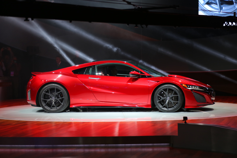 Illustration for article titled The Best Photos And Cars From The 2015 Detroit Auto Show